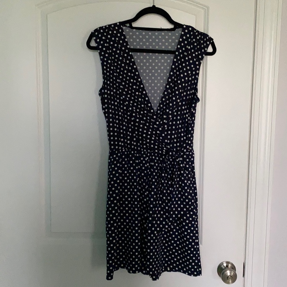 Sleeveless side tie Shorts Romper size M